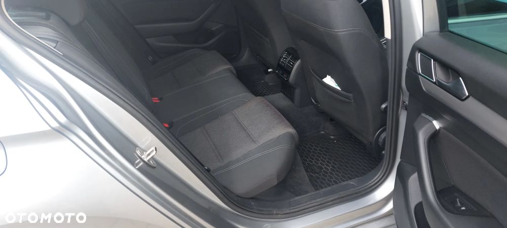 Volkswagen Passat 1.8 TSI BMT Comfortline DSG - 6