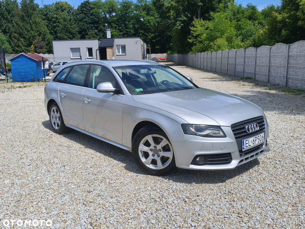 Audi A4 Avant - 11