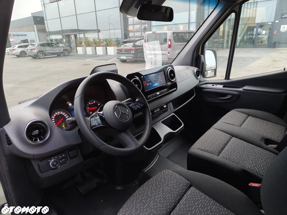 Mercedes-Benz Sprinter 319 CDI Doka 3665 mm - Skrzynia z Plandeką - 9