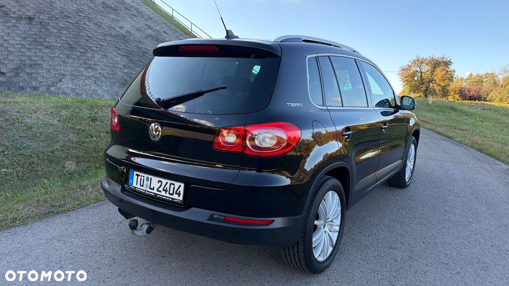 Volkswagen Tiguan - 12