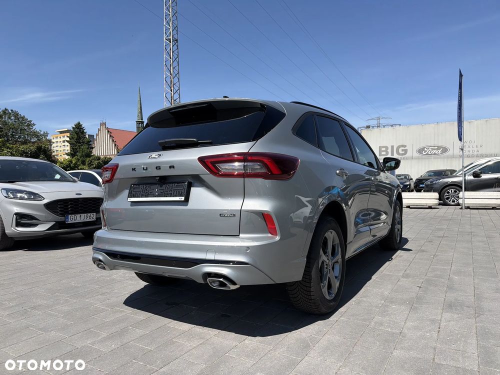 Ford Kuga 2.5 Duratec PHEV ST-LINE - 28