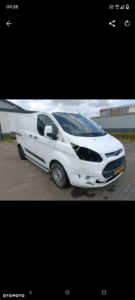 Ford TRANSIT CUSTOM - 9