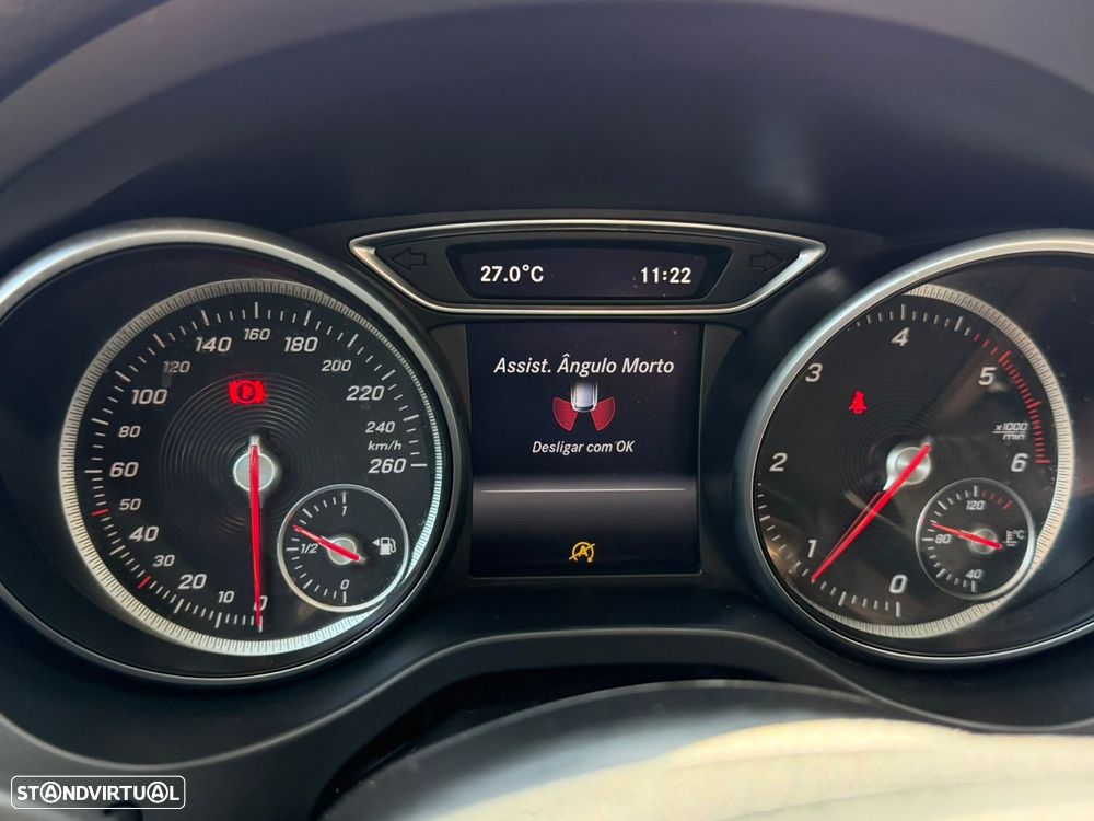 Mercedes-Benz CLA 180 d Shooting Brake Urban - 29