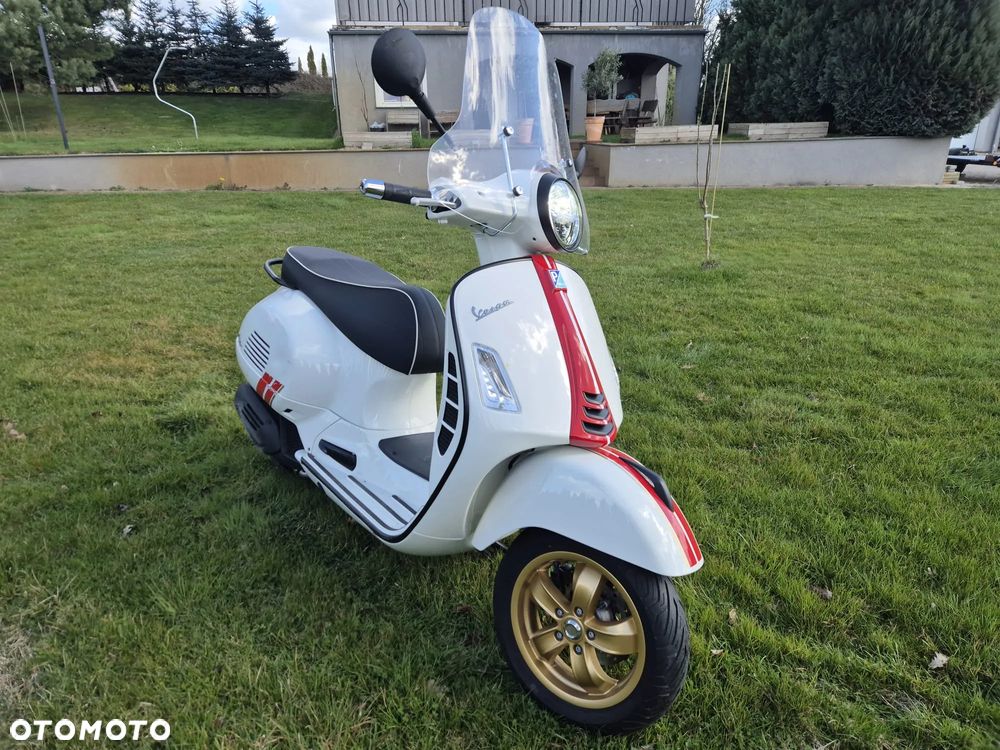 Vespa GTS - 2