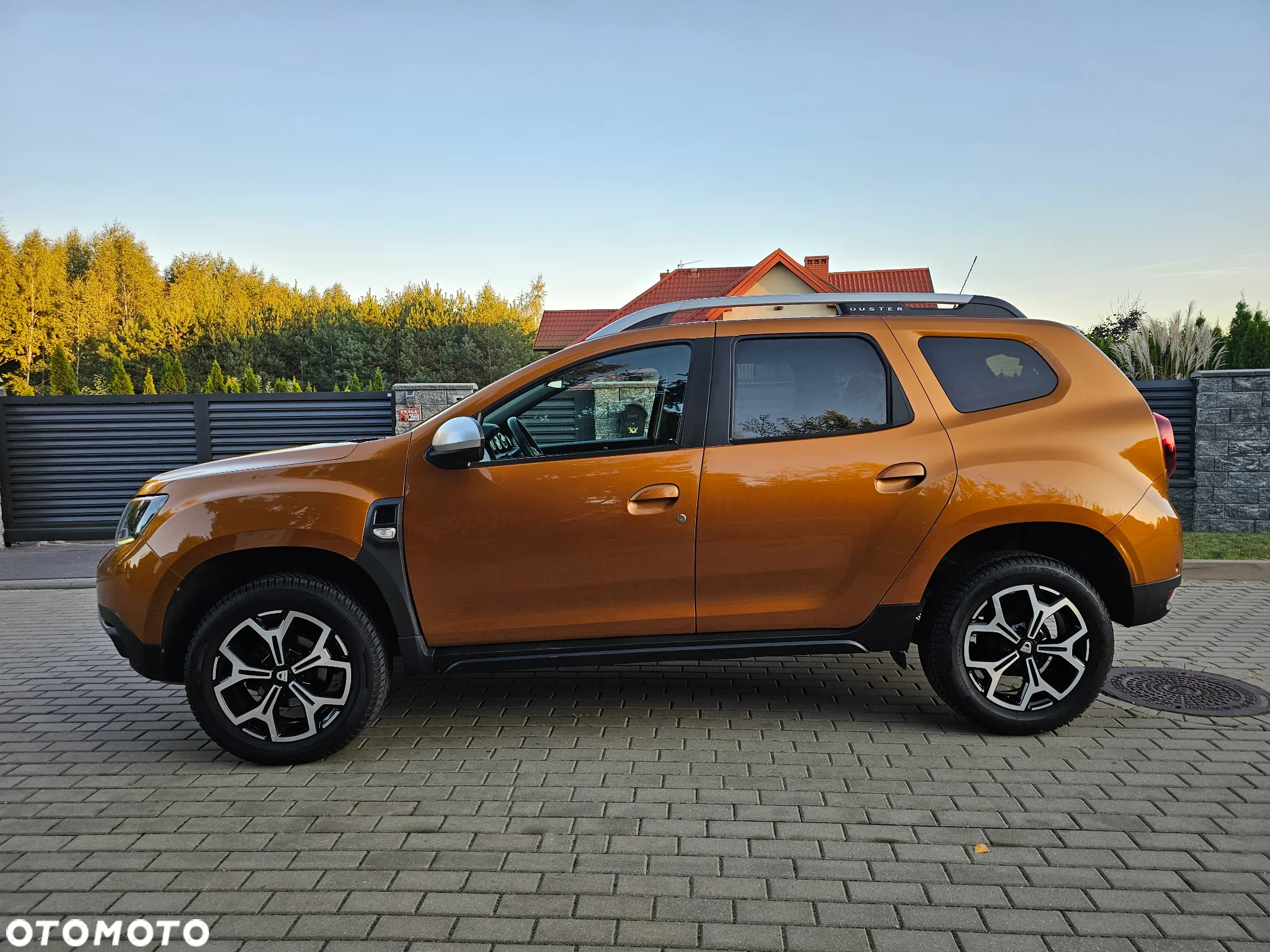 Dacia Duster 1.6 SCe Prestige - 5