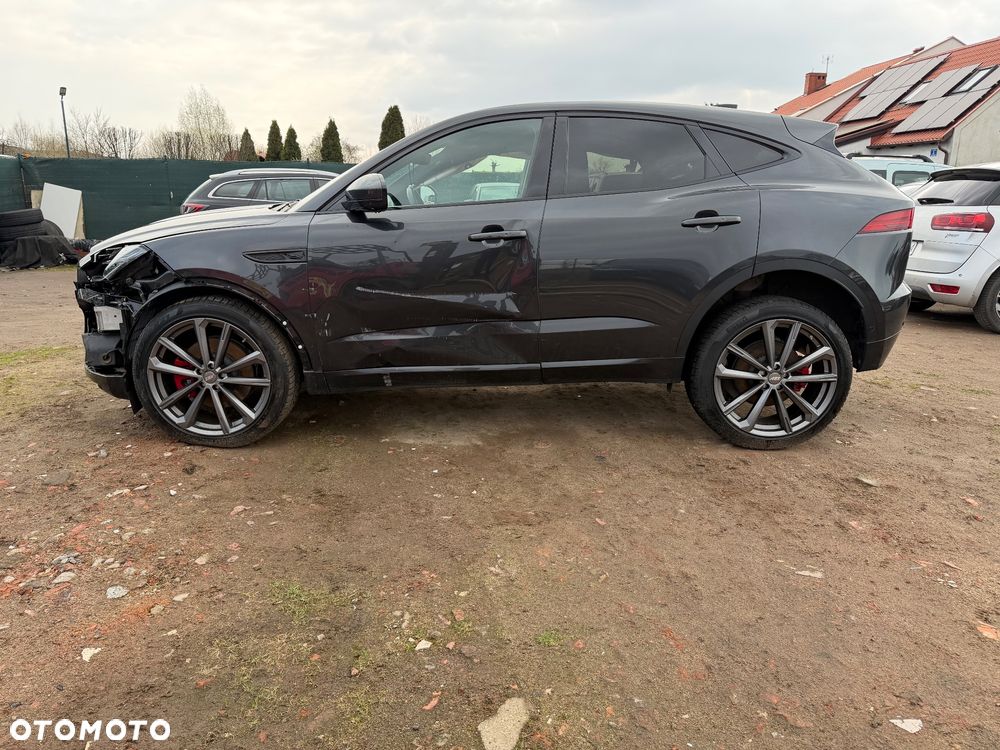Jaguar E-Pace P300 AWD R-Dynamic HSE - 5