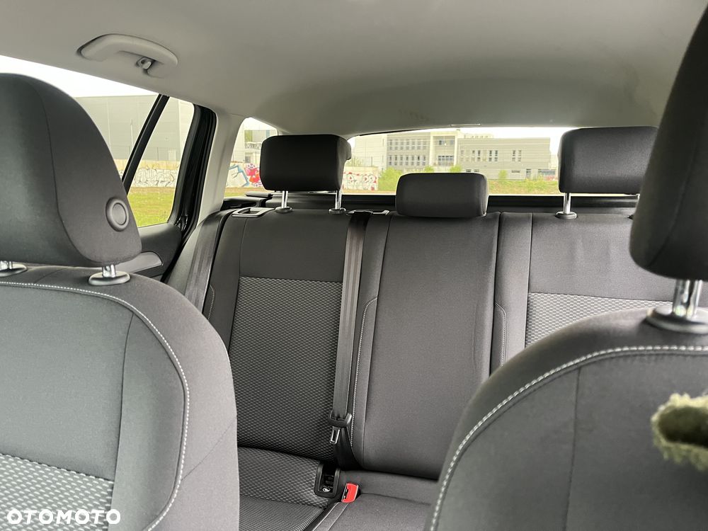 Volkswagen Golf 1.6 TDI BMT Trendline - 31