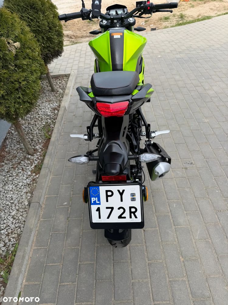 Benelli BN 125 - 28