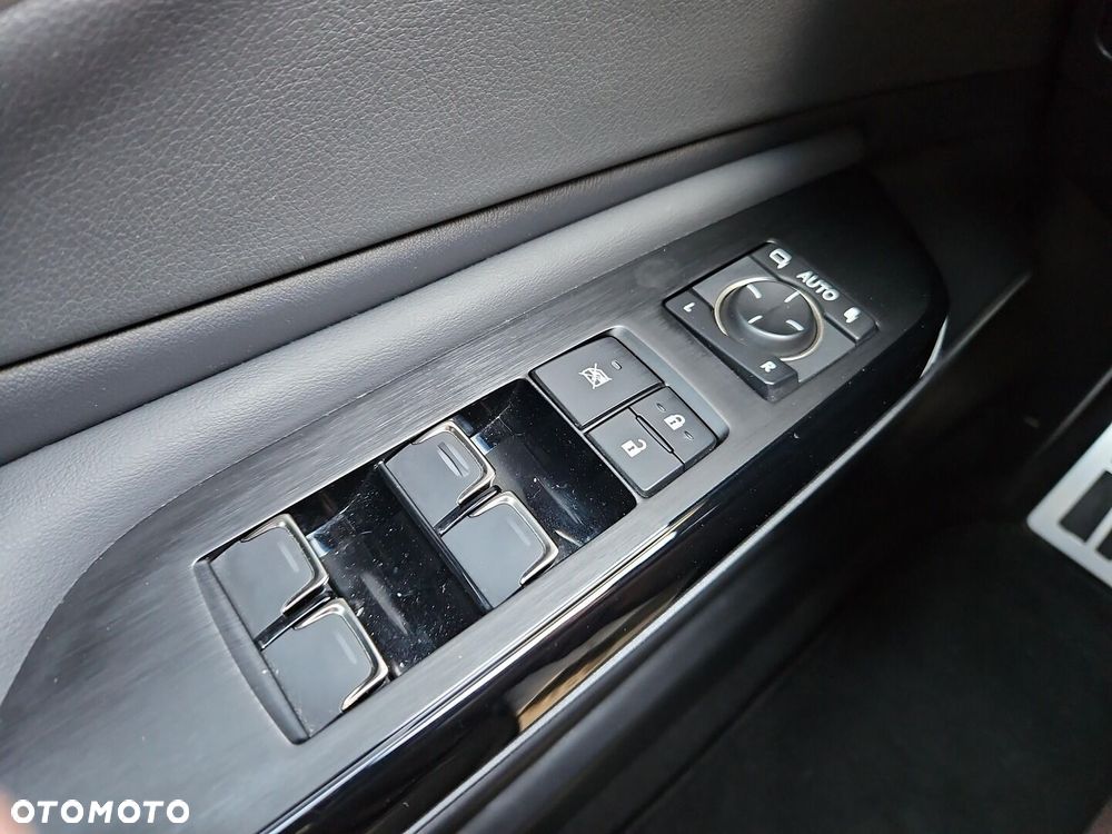 Lexus ES 300h F Sport Edition - 13