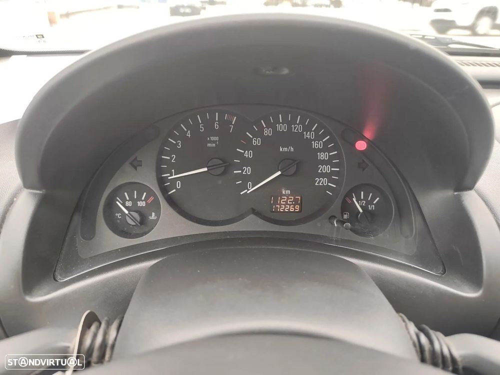 Opel Corsa 1.2 16V Confort - 15