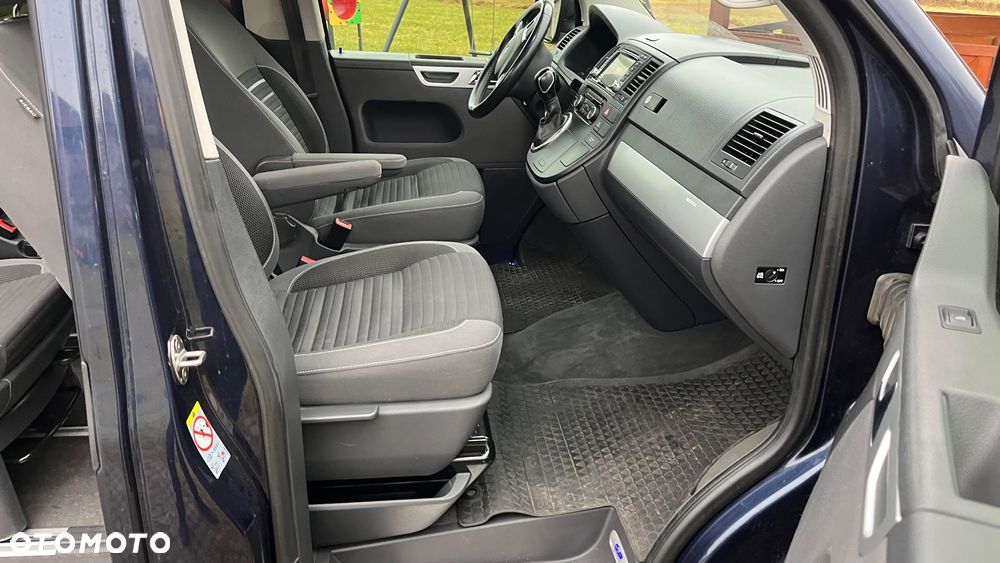 Volkswagen Multivan - 19