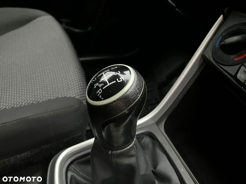 Suzuki SX4 S-Cross 1.6 Comfort - 17