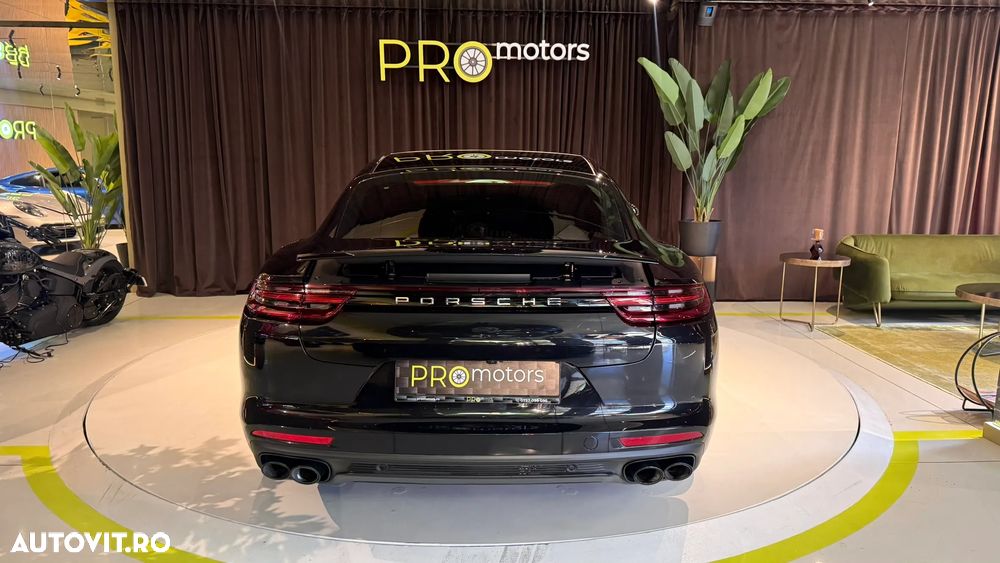 Porsche Panamera 4 - 7