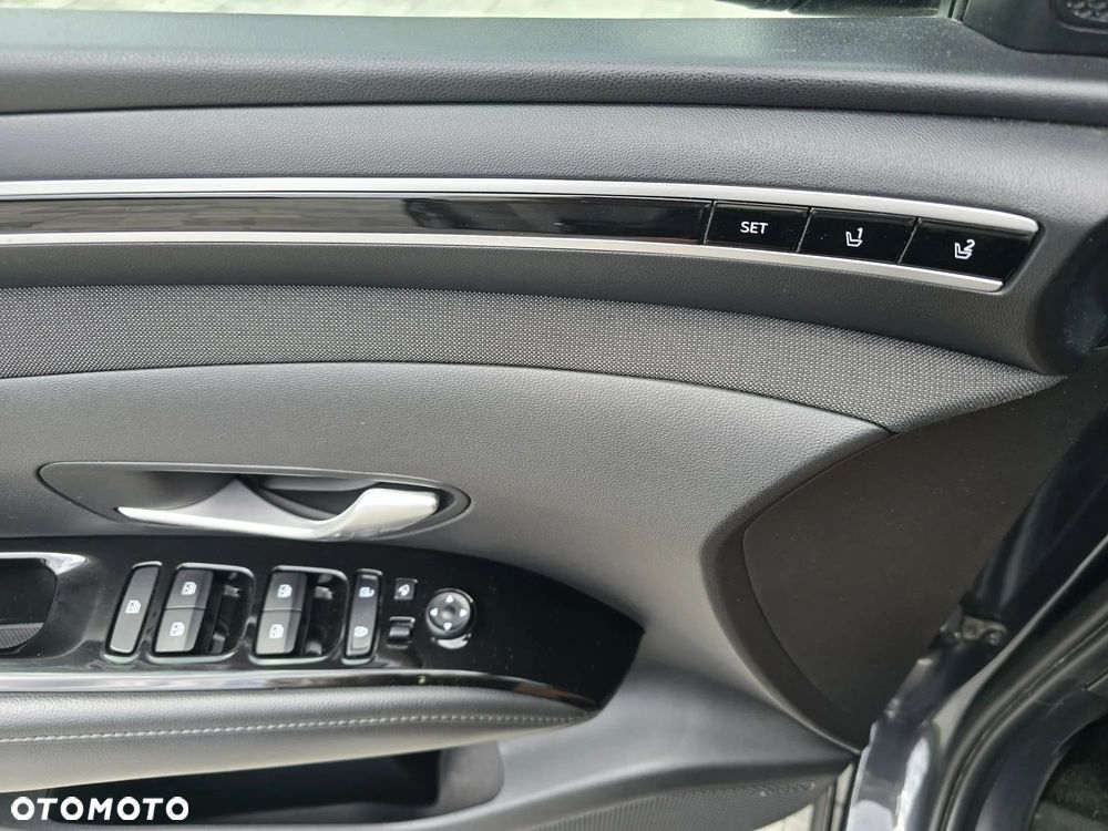 Hyundai Tucson 1.6 T-GDi HEV Platinum 4WD - 2