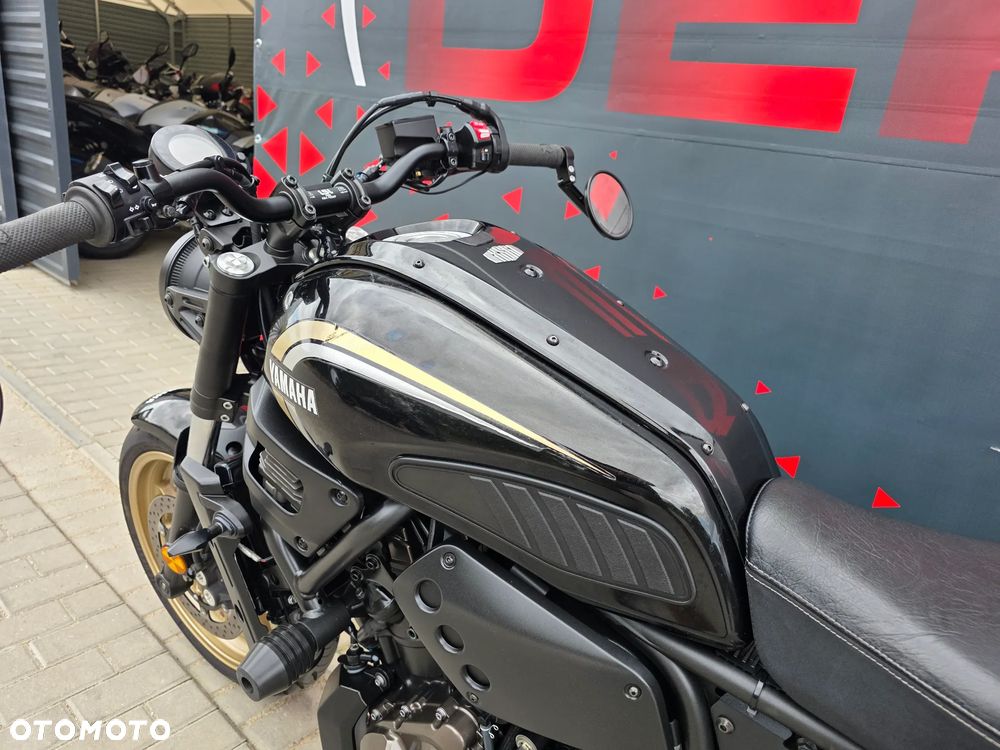 Yamaha XSR - 13