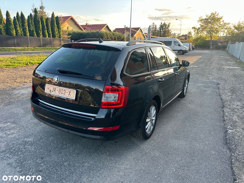 Skoda Octavia 1.6 TDI Ambition DSG - 15