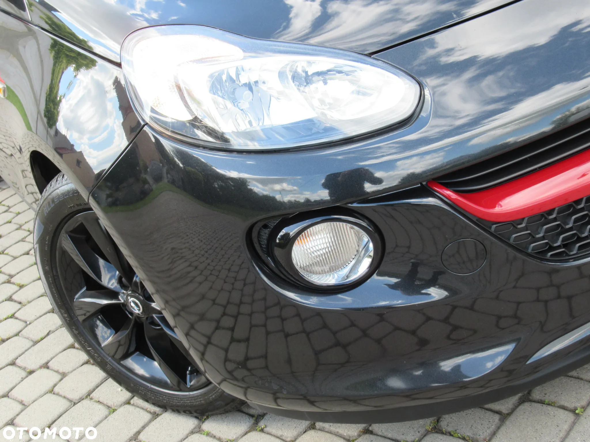 Opel Adam 1.2 Black Jack S&S - 25