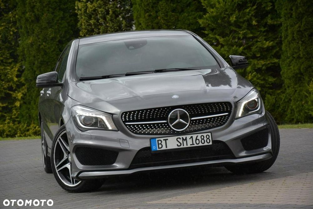 Mercedes-Benz CLA 200 7G-DCT AMG Line - 8
