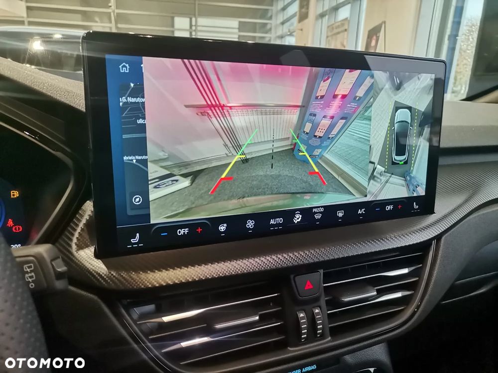 Ford Kuga 1.5 EcoBoost FWD ST-Line X - 14