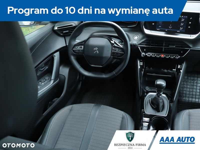 Peugeot 2008 - 9