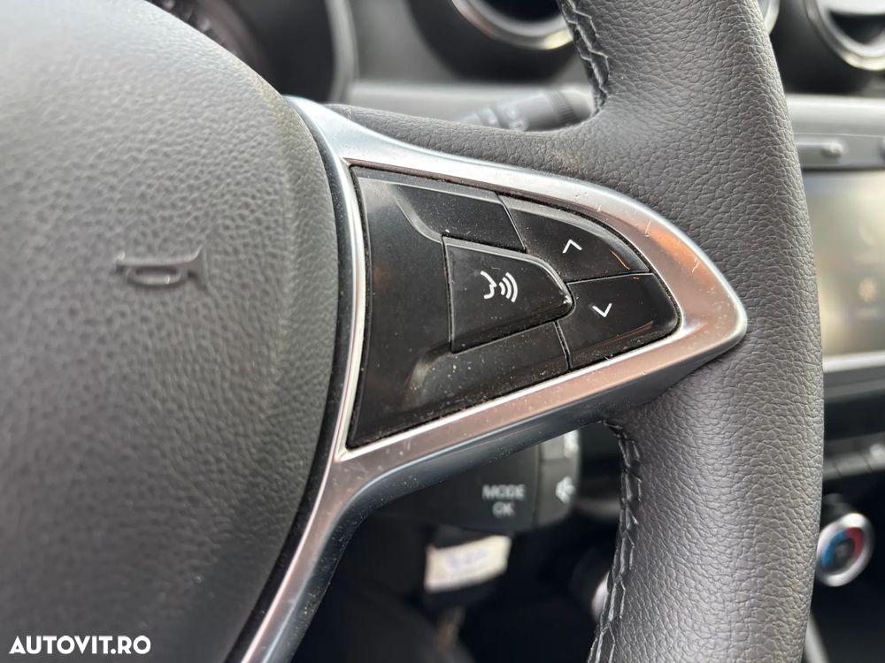 Dacia Duster Blue dCi 115 4WD Comfort - 24