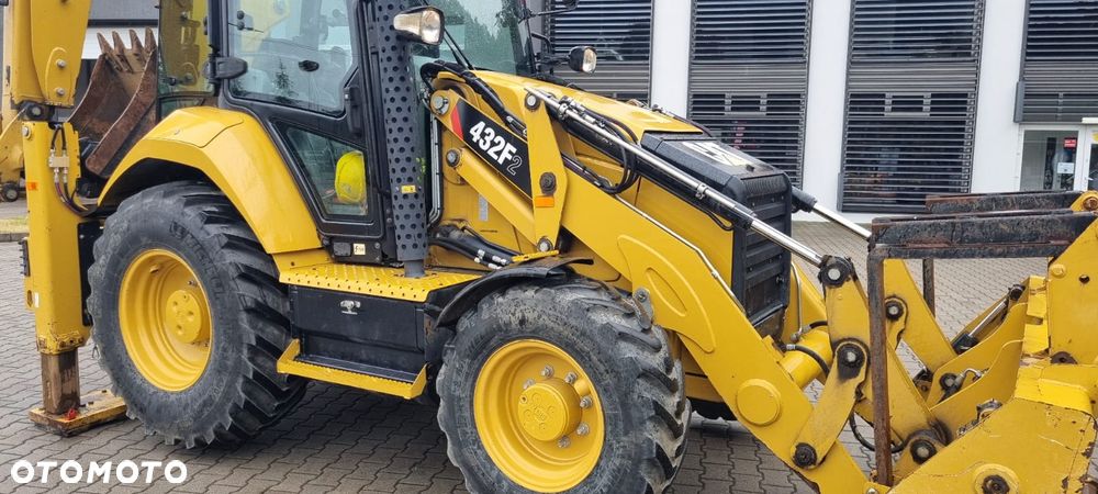 Caterpillar 432F2 - 9