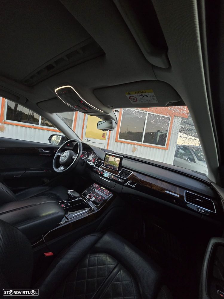 Audi A8 - 6