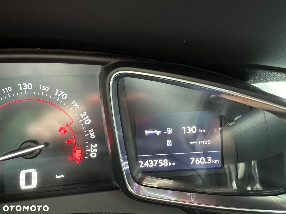 Citroën DS5 2.0 HDi Hybrid4 SportChic MCP - 10