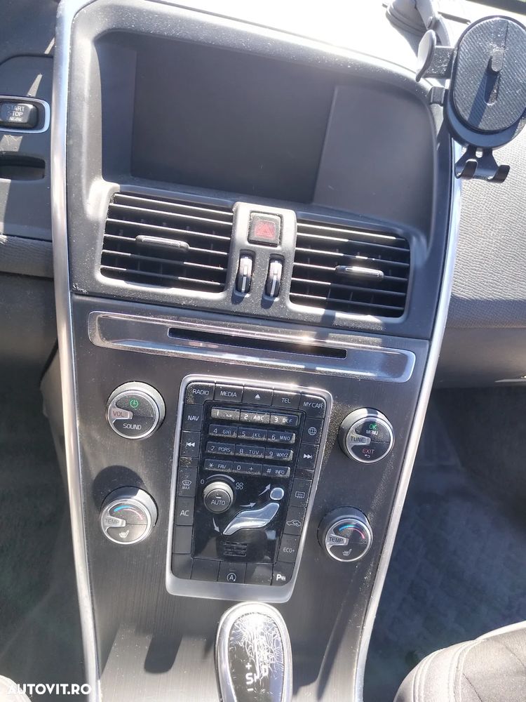 Volvo XC 60 - 12