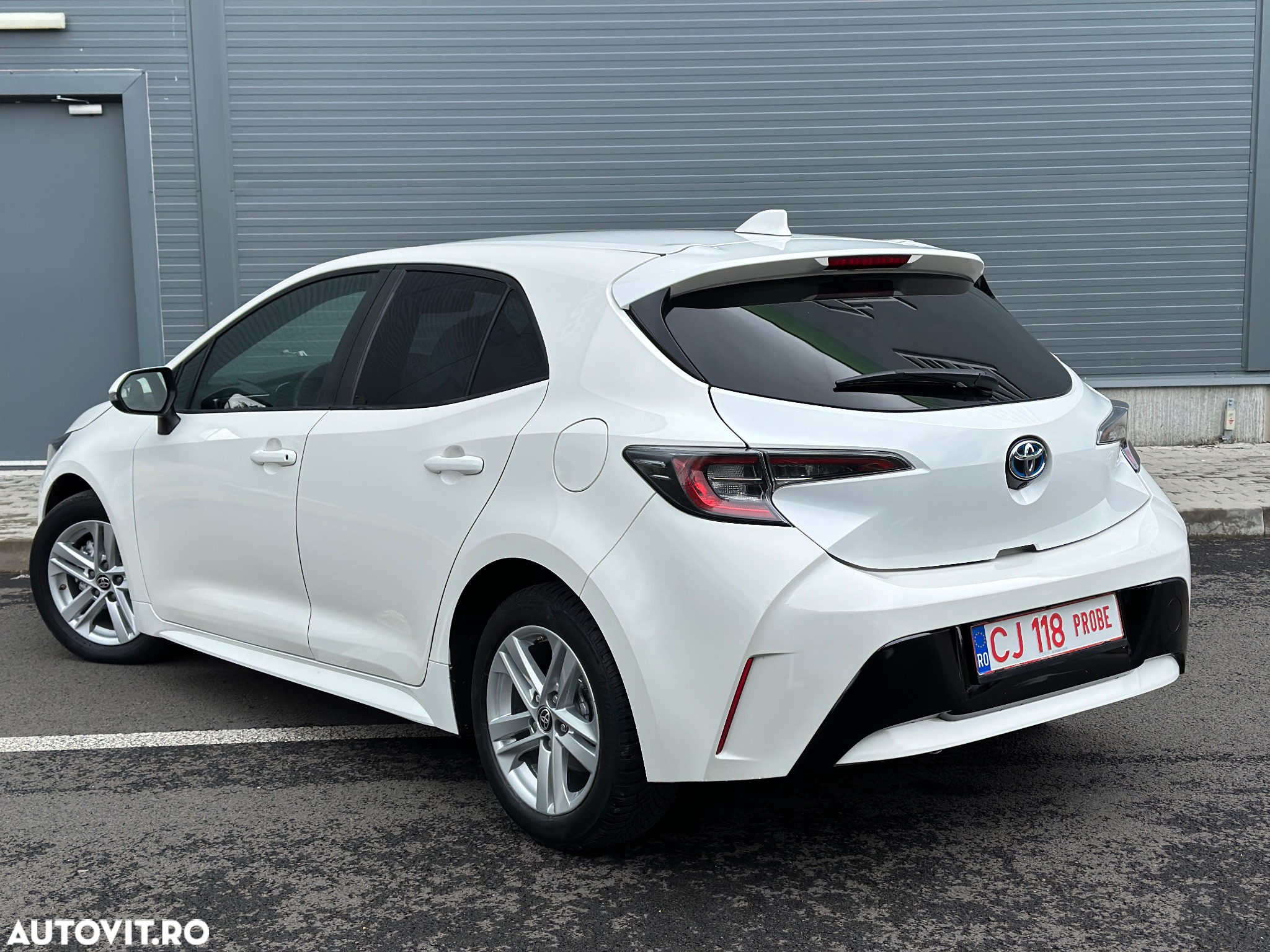 Toyota Corolla Sedan 1.8 HSD Dynamic - 8