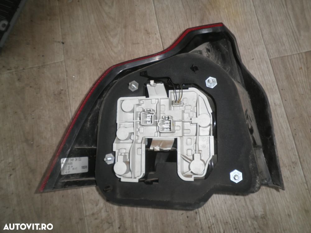 Stop stanga / dreapta Volvo S40 Sedan 2007 30744537 31214608 - 5
