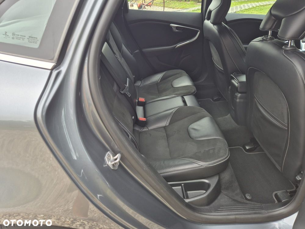 Volvo V40 D4 RDesign - 4