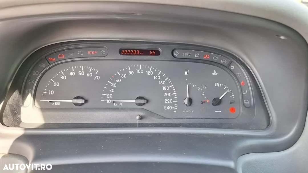 Renault Laguna 1.8 Expression - 7