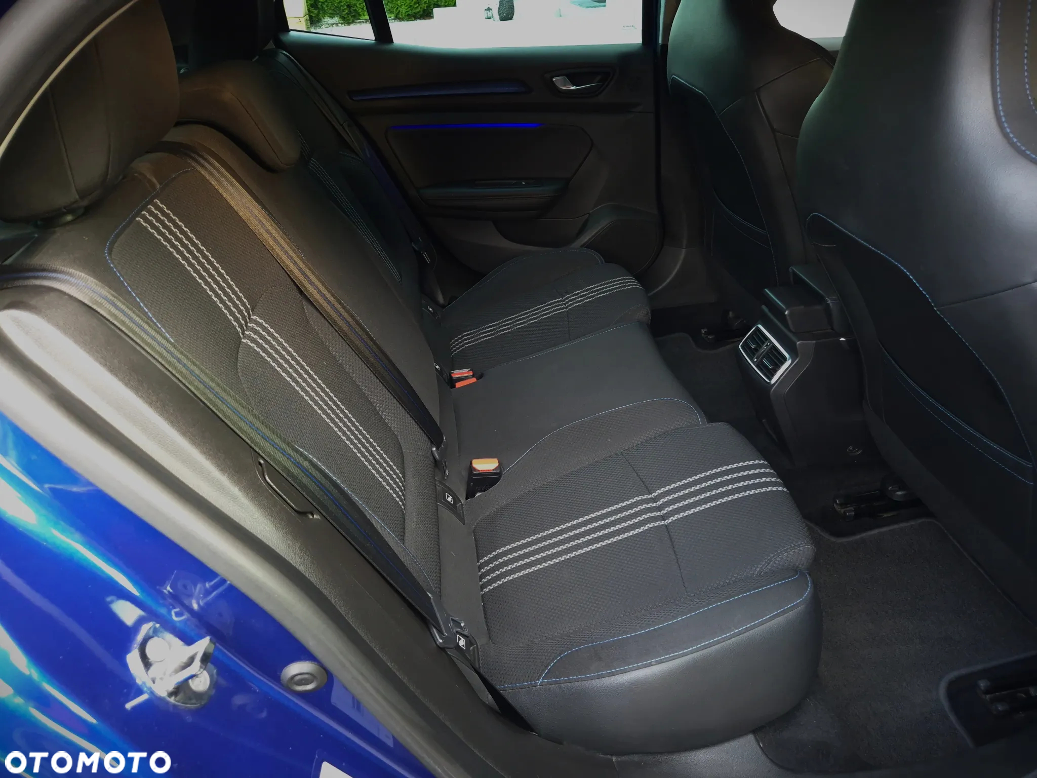 Renault Megane ENERGY TCe 205 EDC GT - 31