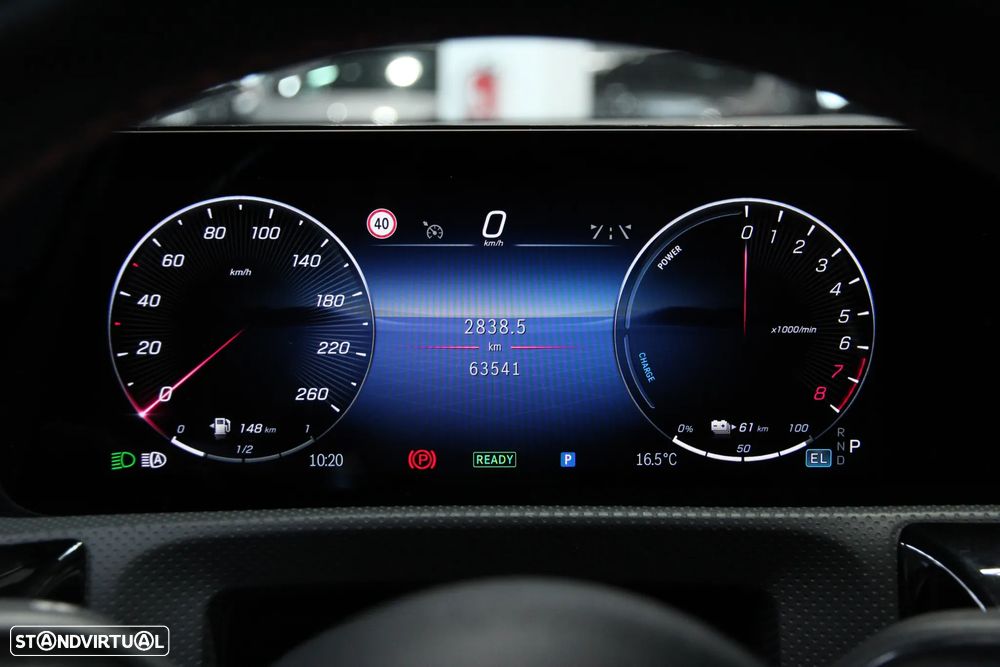 Mercedes-Benz A 250 e AMG Line - 26