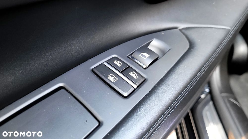 BMW-ALPINA B7 Bi-Turbo Switch-Tronic Allrad Langversion - 17