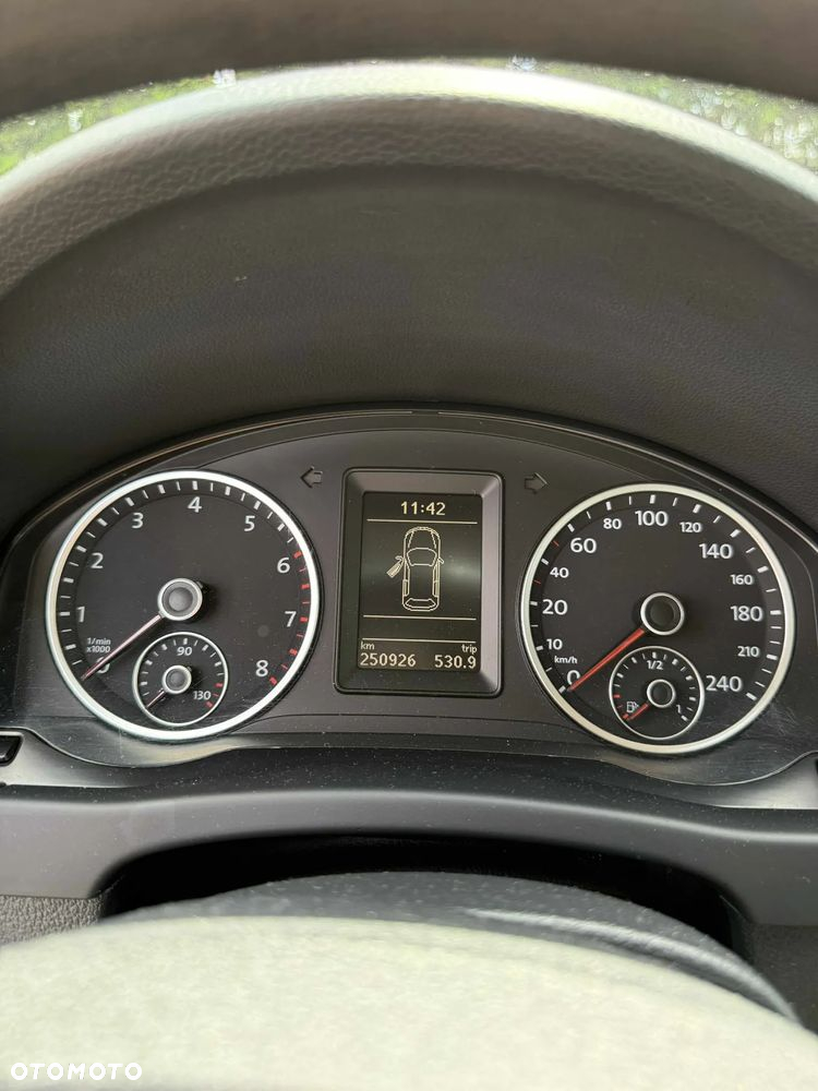 Volkswagen Tiguan 1.4 TSI BlueMot Trend&Fun - 9