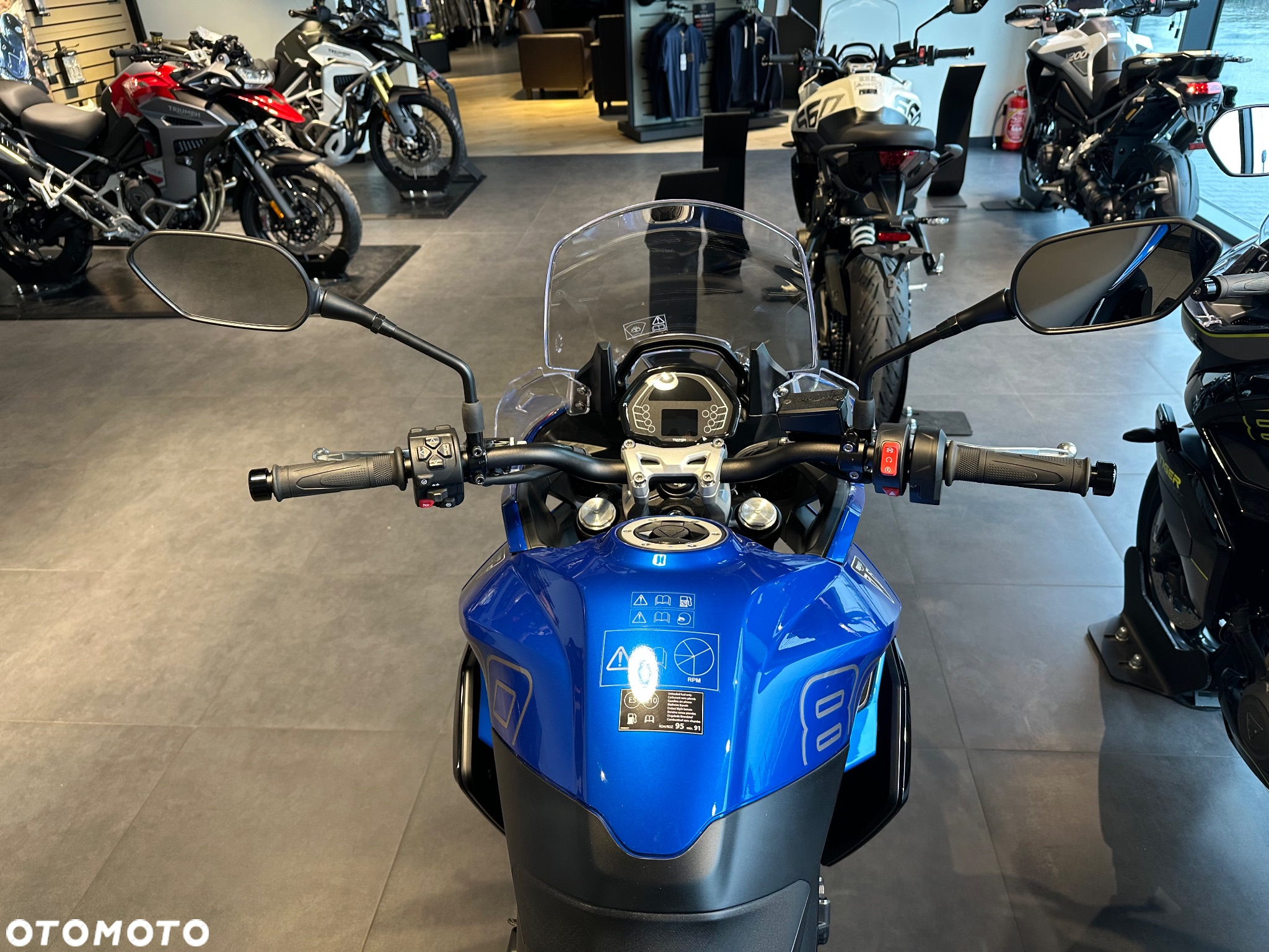 Triumph Tiger - 8
