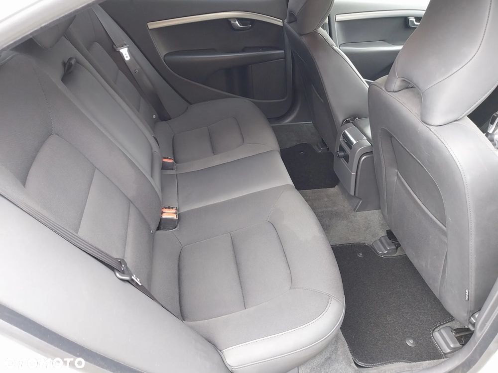 Volvo S80 D4 Momentum - 8