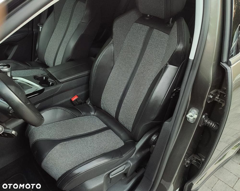 Peugeot 3008 - 9