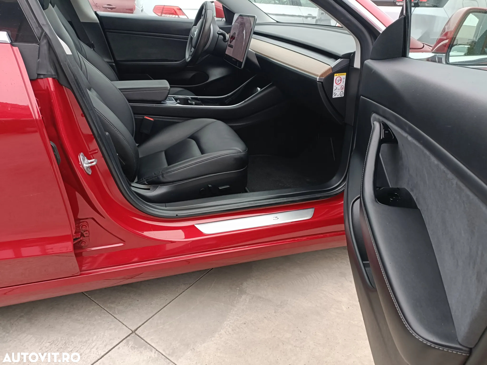 Tesla Model 3 Standard Reichweite Plus Hinterradantrieb - 21