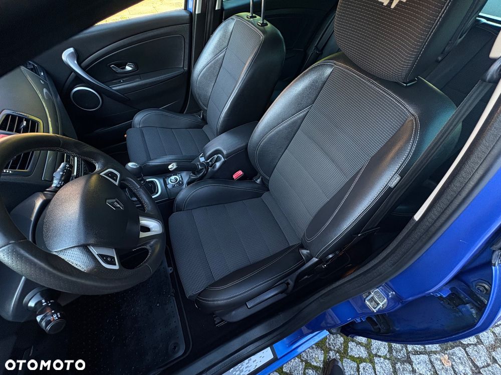 Renault Megane Grandtour TCe 180 GT - 17