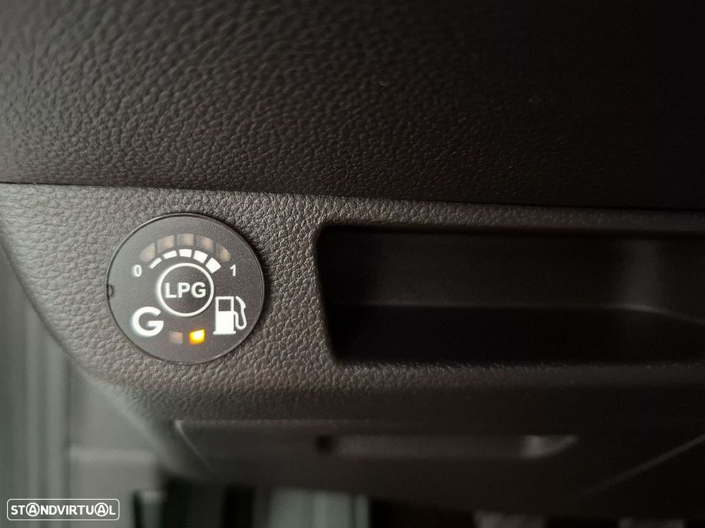 Renault Clio 1.0 TCe Evolution Bi-Fuel - 17