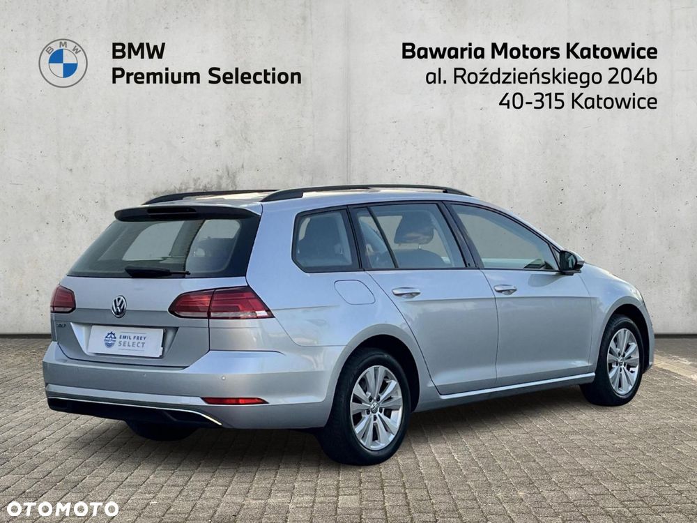 Volkswagen Golf - 5