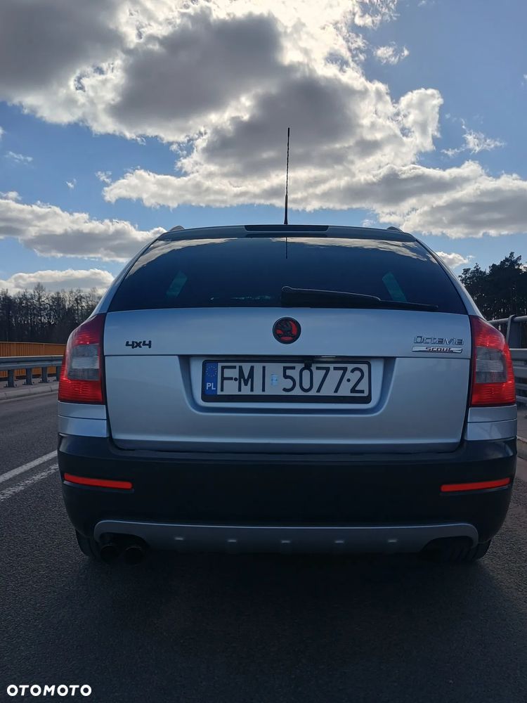 Skoda Octavia 2.0 TDI DPF 4x4 L&K - 7