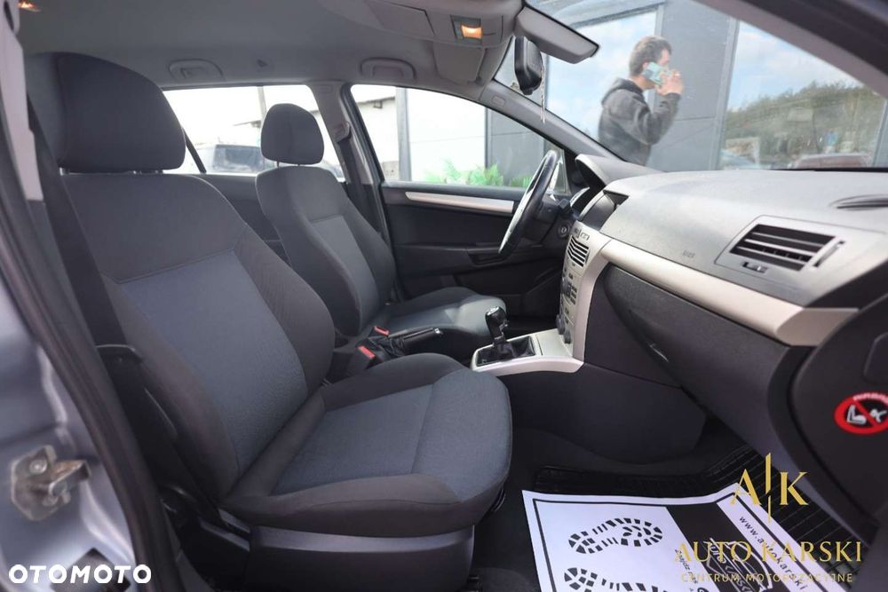 Opel Astra - 37