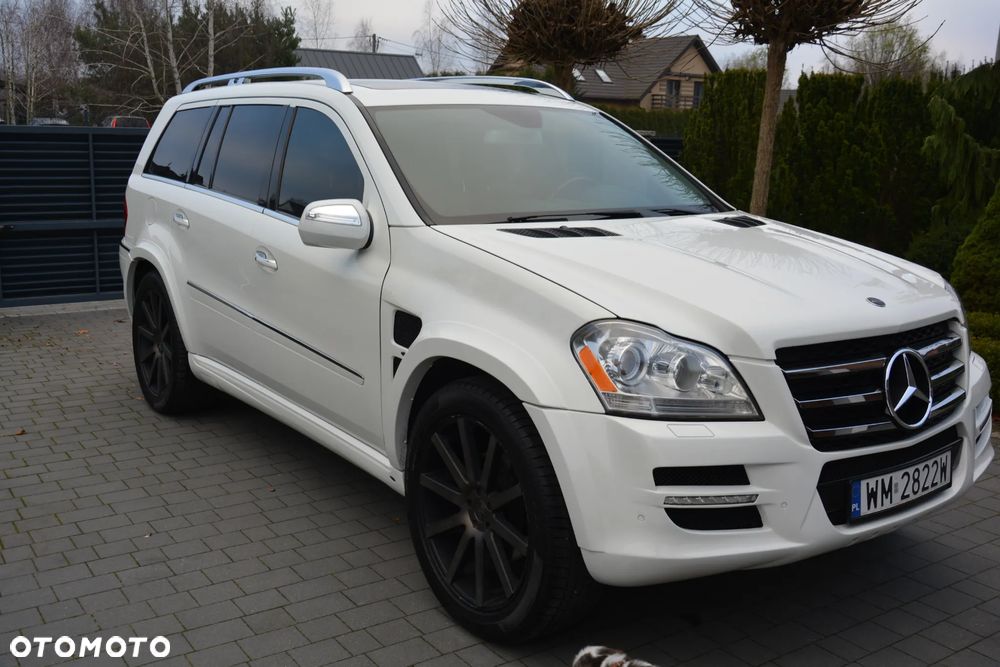 Mercedes-Benz GL 500 4Matic 7G-TRONIC - 1