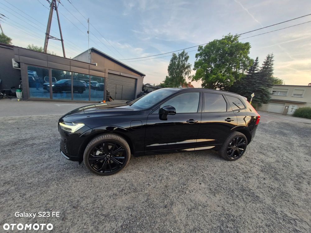 Volvo XC 60 T8 AWD Recharge Ultimate Black Edition - 2