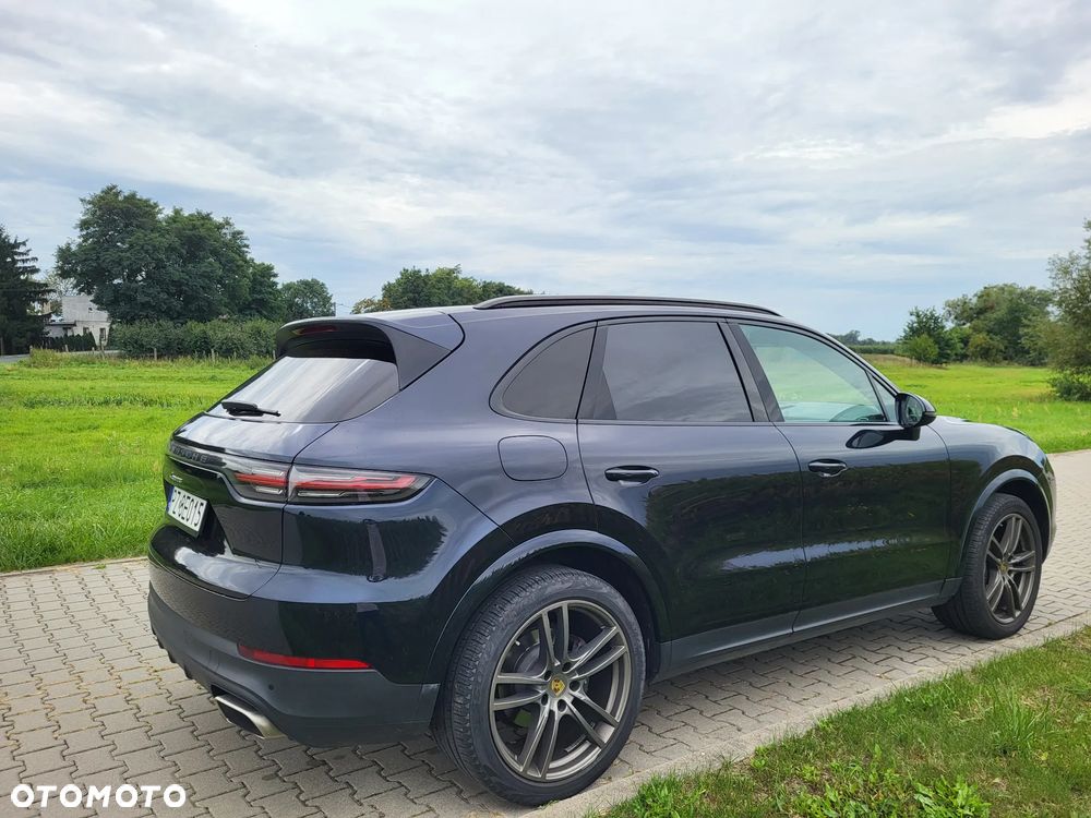Porsche Cayenne Standard - 16