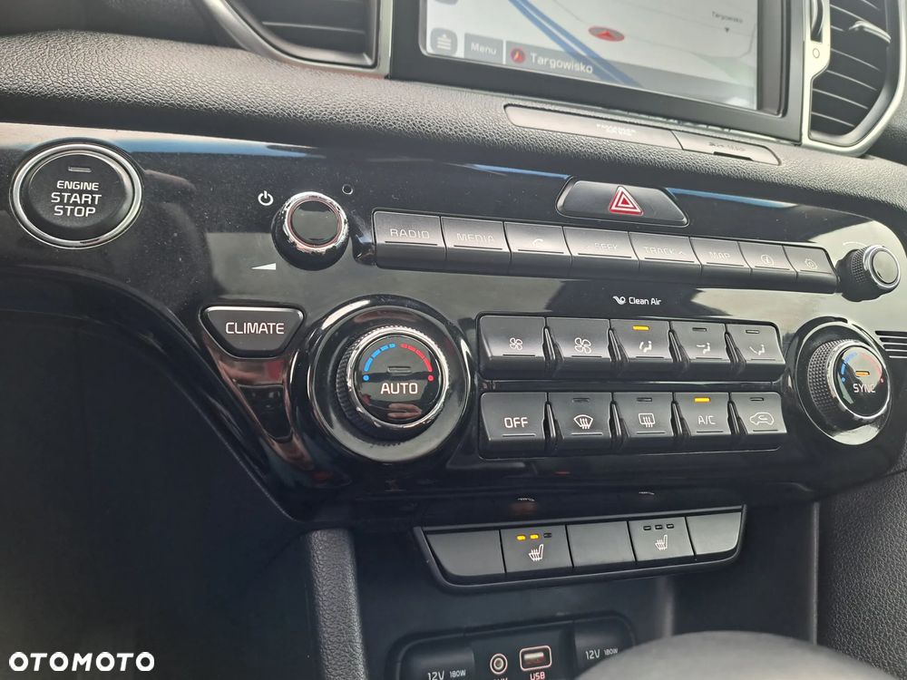 Kia Sportage 2.0 CRDI 4WD Automatik Dream-Team Edition - 28